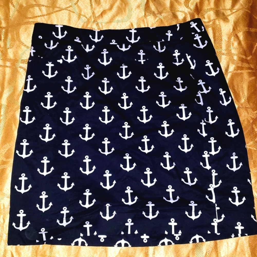 🌷3/$30 Anchor print skirt